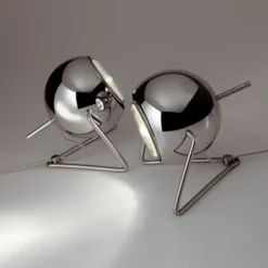 Beluga Steel D57 lampada da tavolo