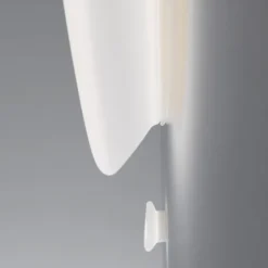 Dynamic applique