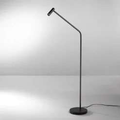 Easy lampada da terra orientabile