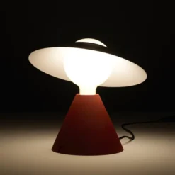 Fante lampada da tavolo di design