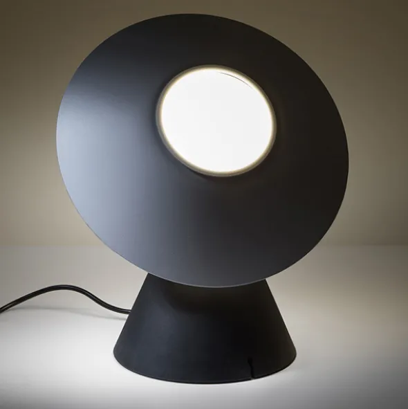 Fante lampada da tavolo di design