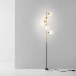 Galassia lampada da terra retrò
