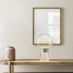 Jotto lampada da tavolo di design