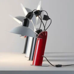 Lampiatta lampada da tavolo di design
