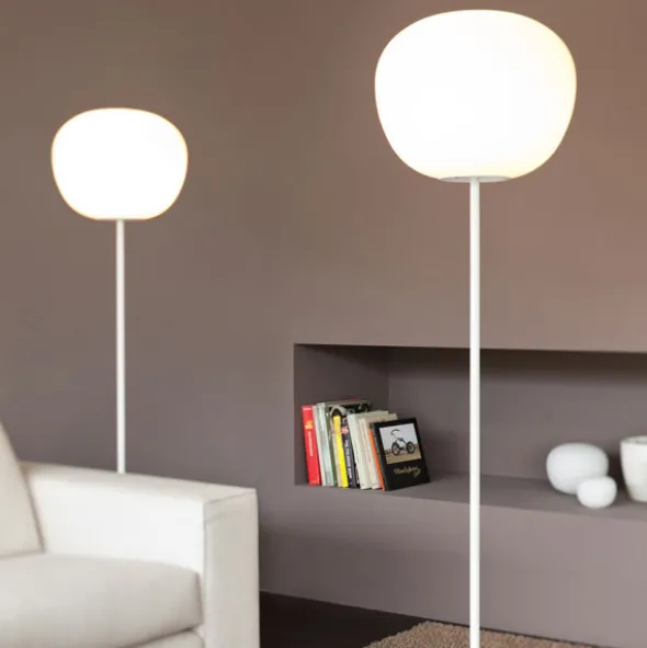 Lumi Mochi piantana