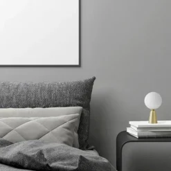 Lunar lampada da tavolo moderna