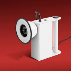 Minibox lampada da tavolo di design