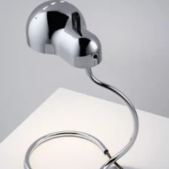 Minitopo lampada da tavolo di design