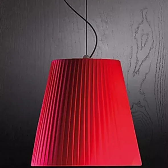 Semplice lampada a sospensione elegante
