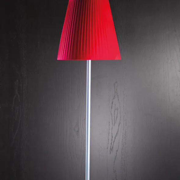 Semplice lampada da terra elegante