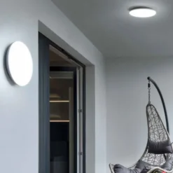 Switch plafoniera moderna a LED