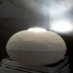 Ufo lampada da tavolo